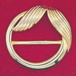 Vintage Torino Large Gold Tone Circle and Leaves Scarf Slide Clip Accessory